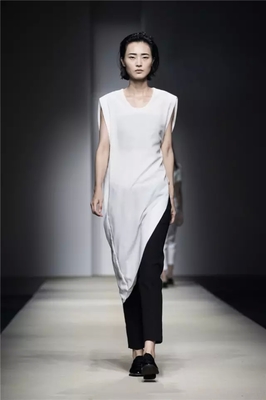 《紡織服裝周刊》聚焦 日用品銷(xiāo)售新趨勢(shì)與渠道變革